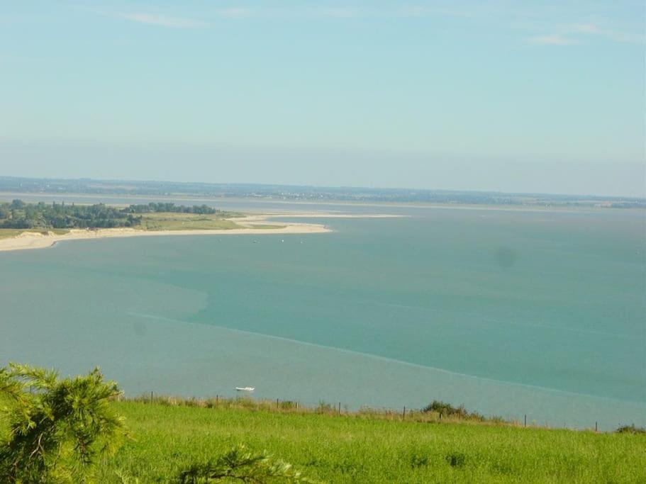 Maison Vue Sur Le Mont Saint Michel Et Sa Baie Champeaux Buitenkant foto